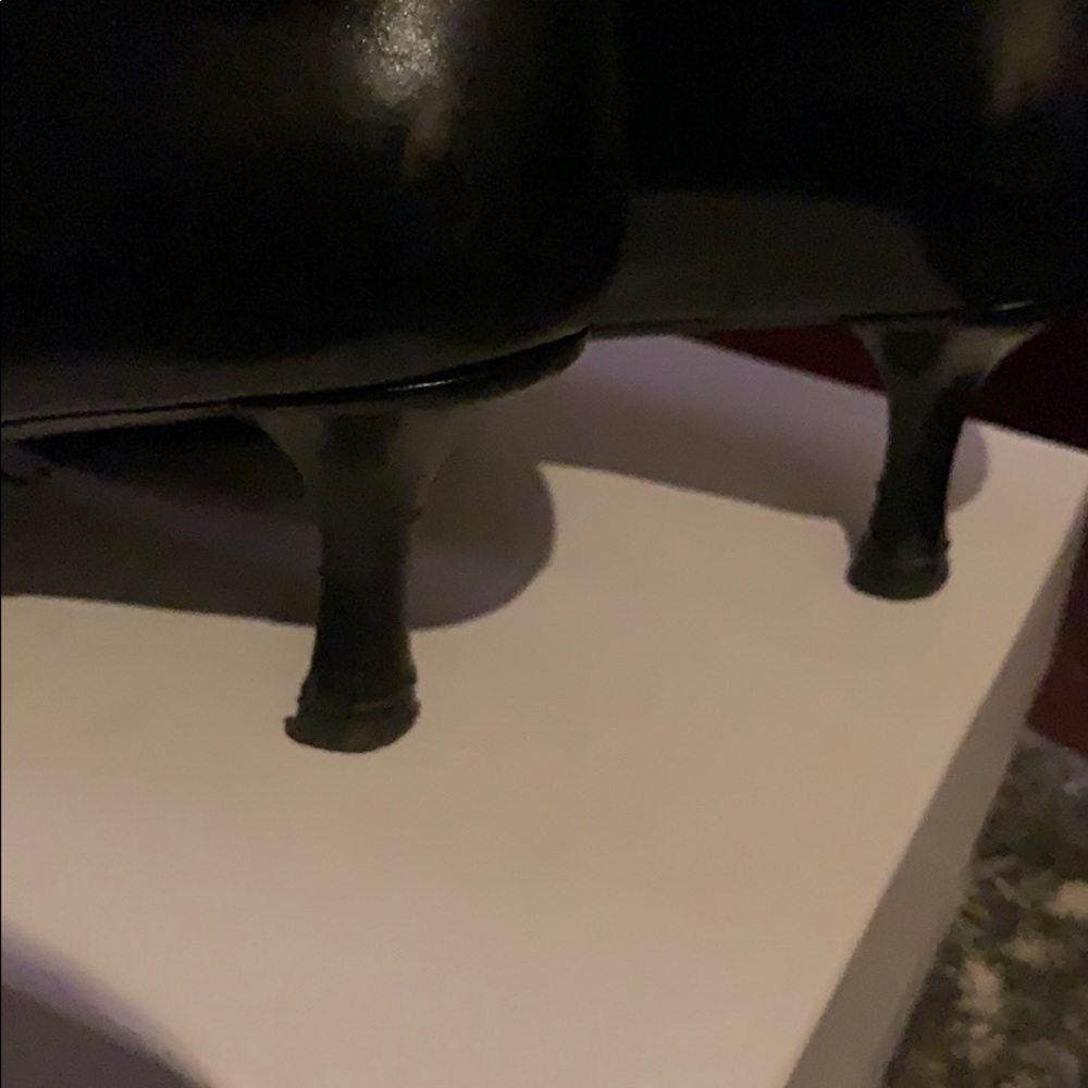 Shoes - Picture 6 of 6